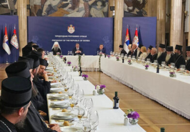 Vučić najavio rezoluciju o Jasenovcu